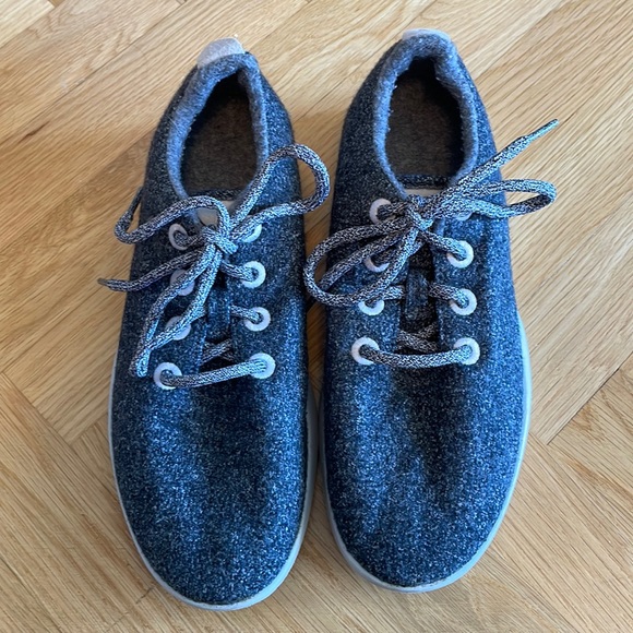 ALLBIRDS wool runners, size 9 - Picture 1 of 6